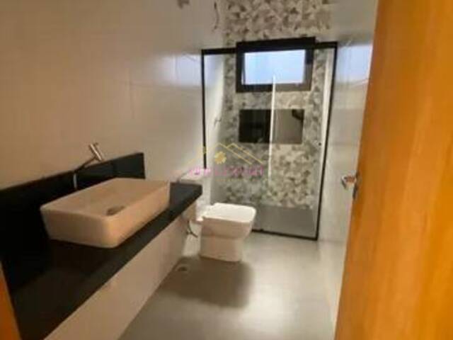 #134 - Casa para Venda em Jacareí - SP