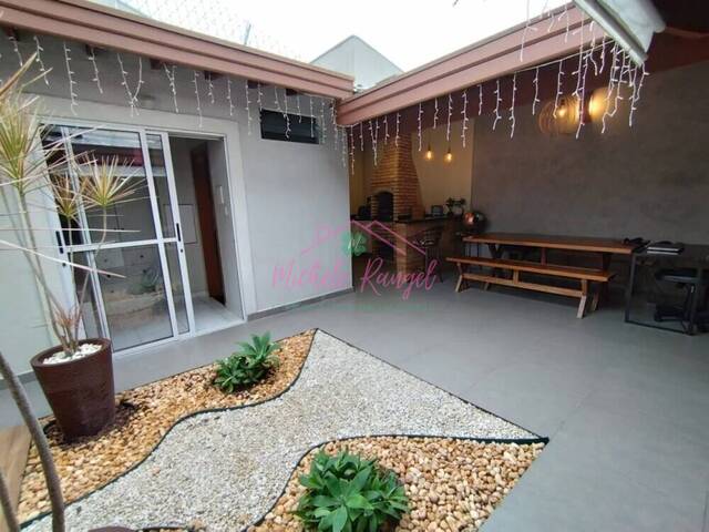#311 - Casa em condomínio para Venda em Jacareí - SP - 1