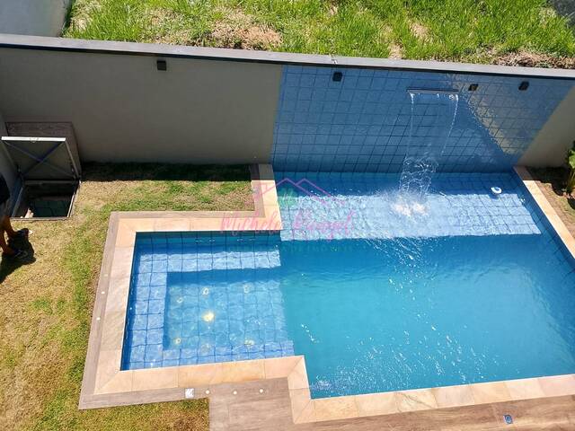 #208 - Casa em condomínio para Venda em Jacareí - SP