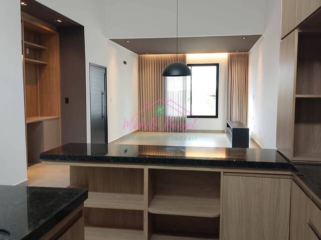 #336 - Casa em condomínio para Venda em Jacareí - SP