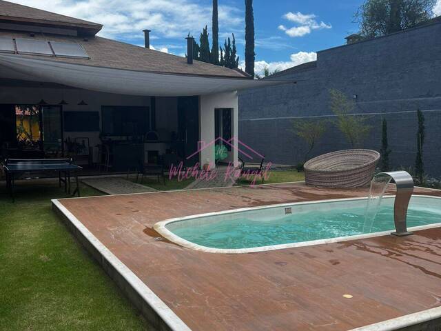 #337 - Casa em condomínio para Locação em Jacareí - SP