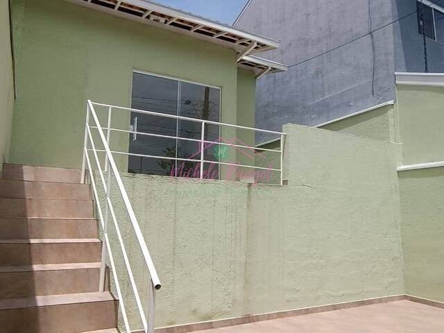 #356 - Casa para Venda em Jacareí - SP - 1