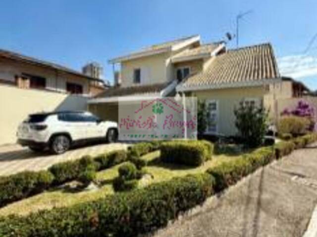 #392 - Casa em condomínio para Locação em Jacareí - SP - 2