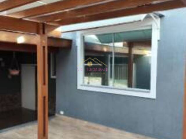 #446 - Casa para Venda em Jacareí - SP - 2