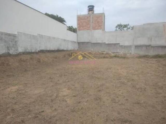 Terreno para Venda em Jacareí - 5