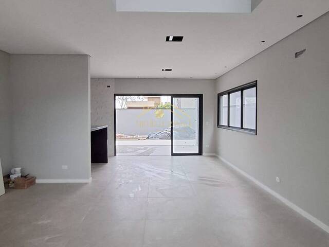 Casa em condomínio para Venda em Jacareí - 4