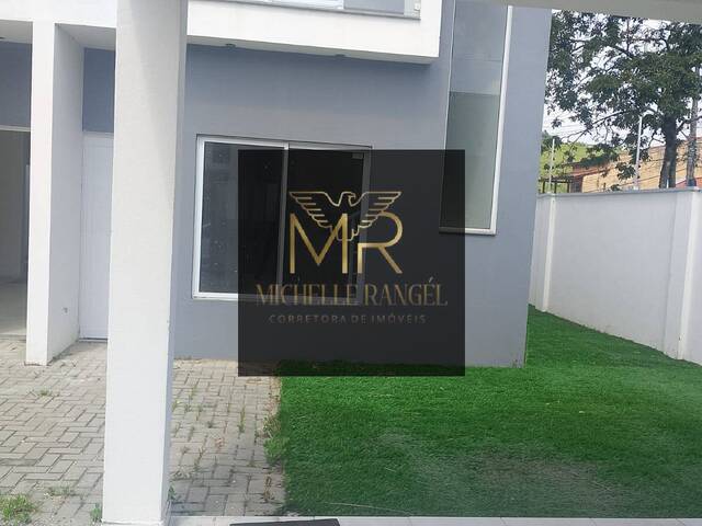 Sobrado para Venda em Jacareí - 4