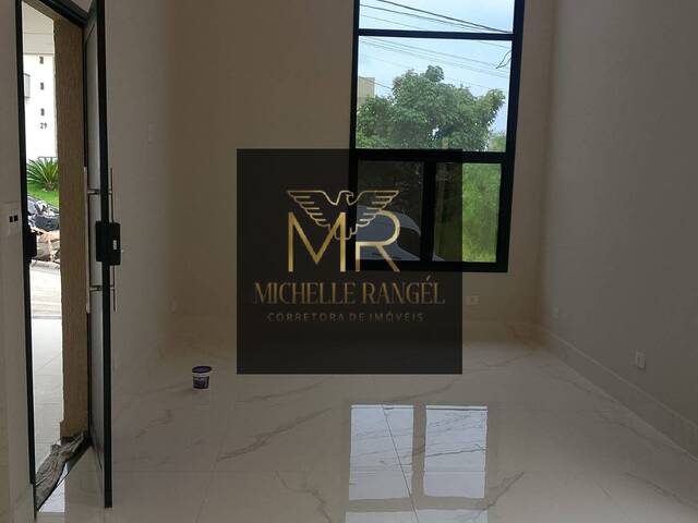 #488 - Casa em condomínio para Venda em Jacareí - SP