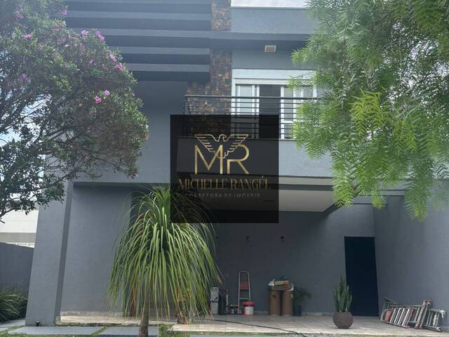 #490 - Casa em condomínio para Venda em Jacareí - SP