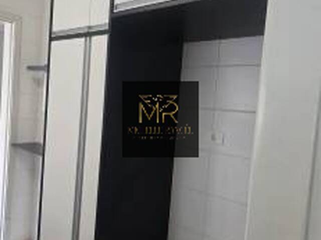 #533 - Casa em condomínio para Venda em Jacareí - SP