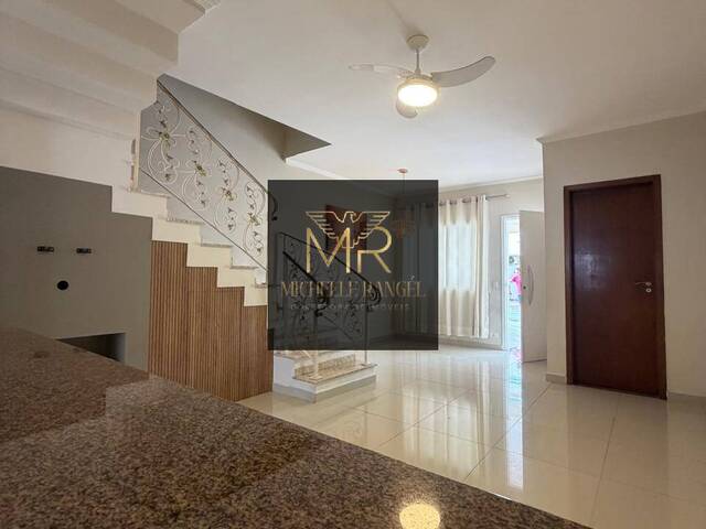 #542 - Casa em condomínio para Venda em Jacareí - SP