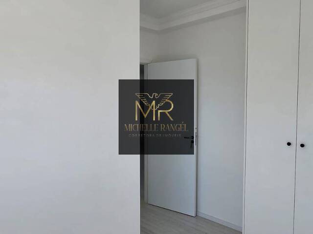 Apartamento para Venda em Jacareí - 2