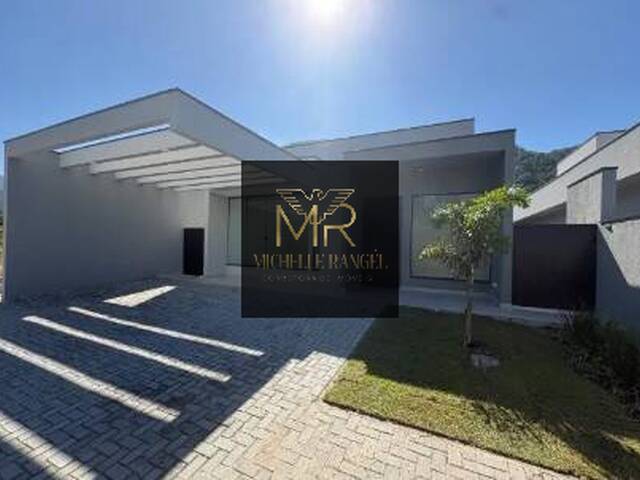 #566 - Casa em condomínio para Venda em Caraguatatuba - SP